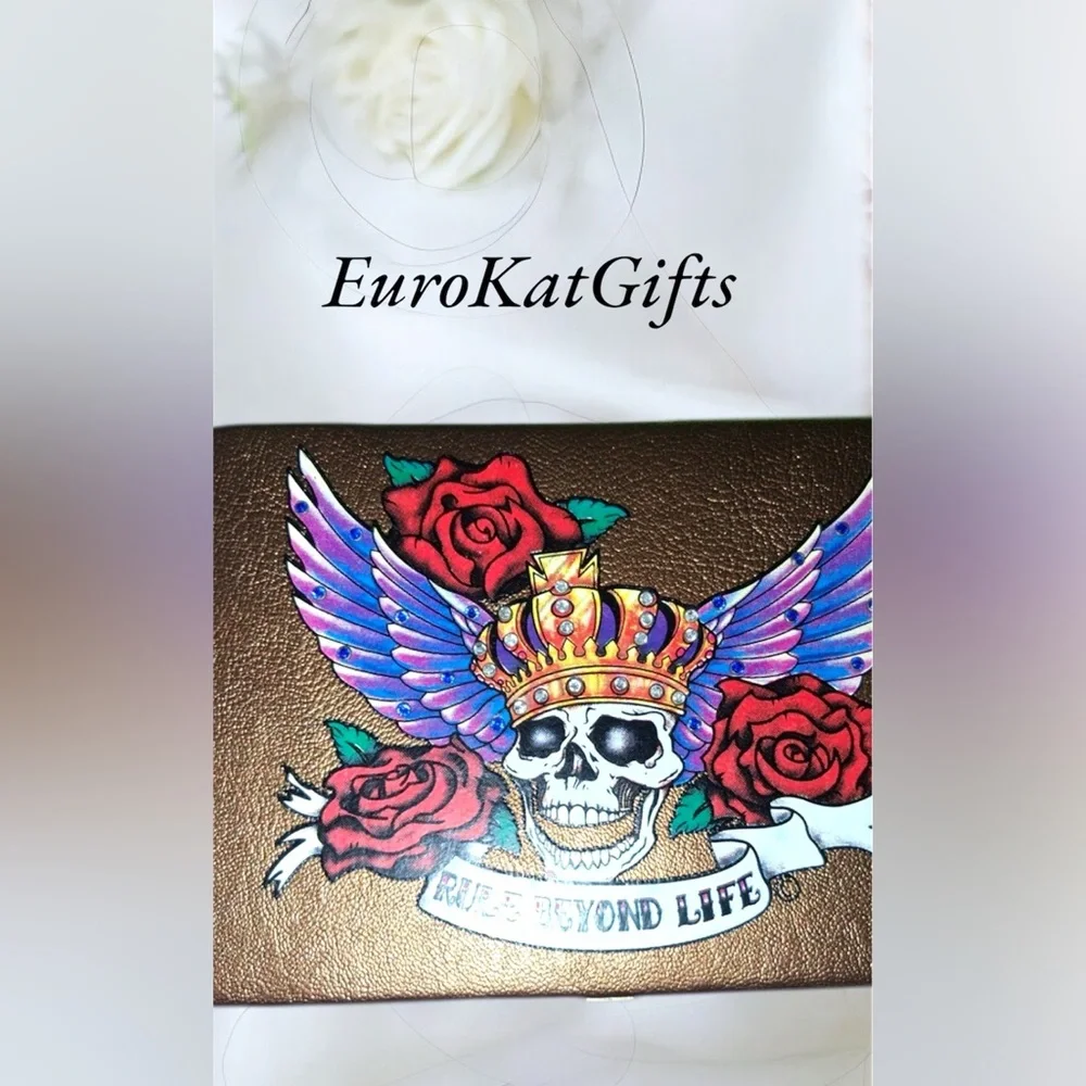 NEW Brown Skull and Roses Women's hinged Wallet case with clasp NWOT